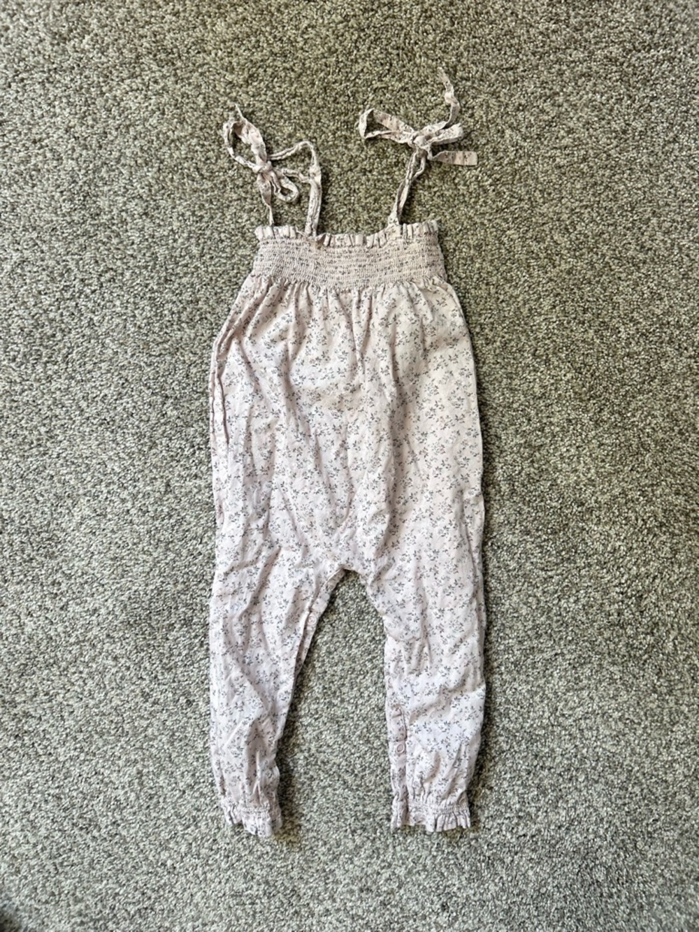Jamie Kay Outfit